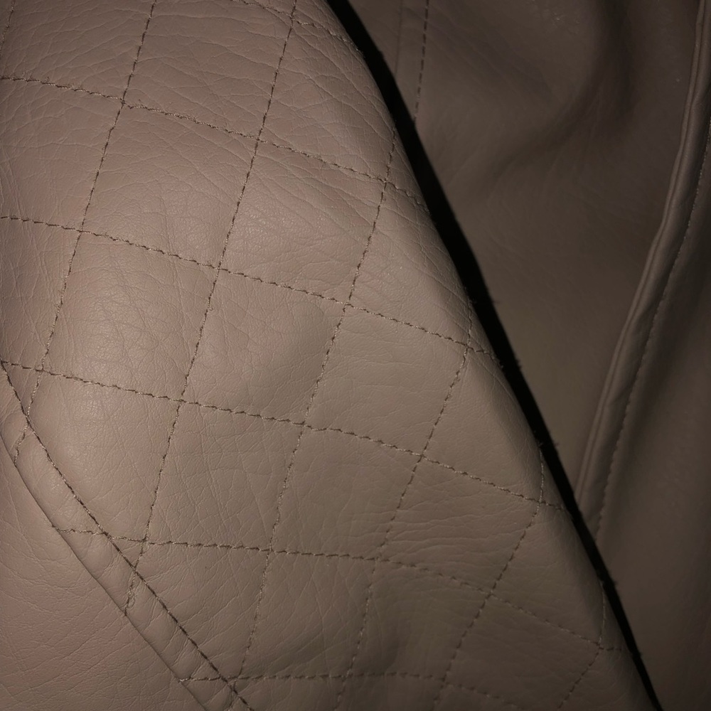 Leather jacket - Picture 5 of 5